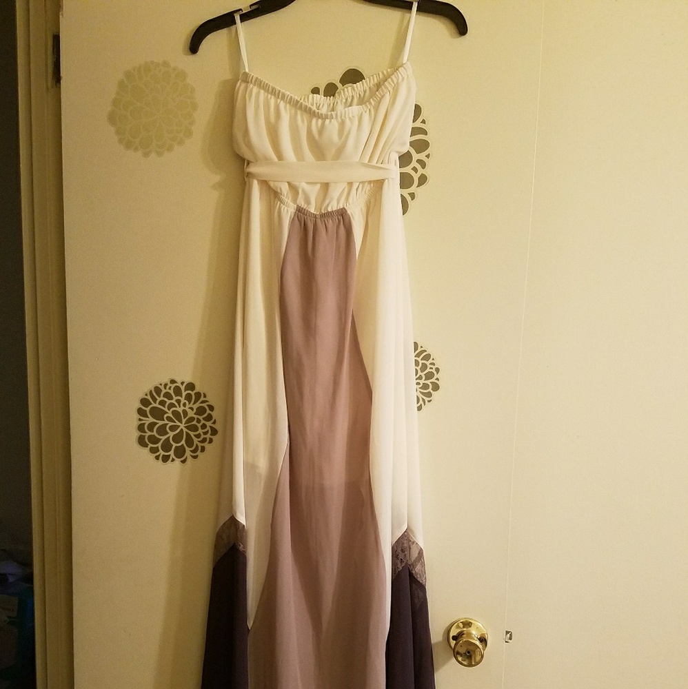 Dress - Picture 2 of 3